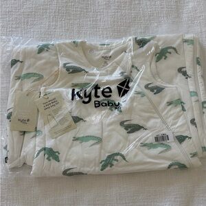 Kyte BABY Cream Sleep Bag with Green Crocodile Print XL 1.0 tog